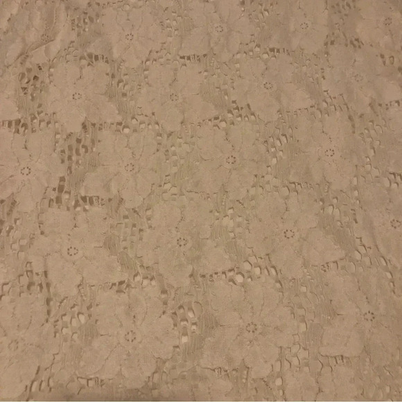 LOFT Petite Lace Floral Tank Top- Size Medium Petite - Picture 4 of 5